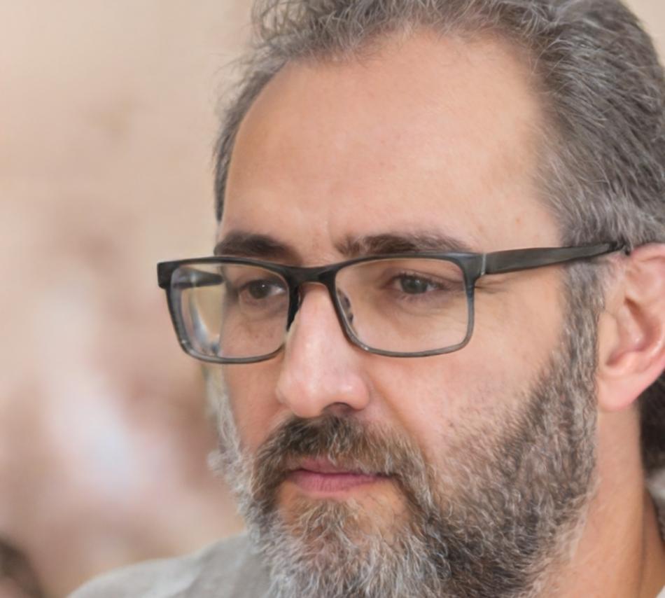 Portrait de Matthias Leroux, formateur expert en analyse financière