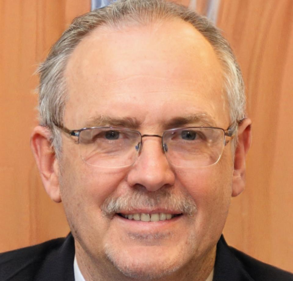 Portrait de Rémi Castagnetti, formateur expert en analyse financière